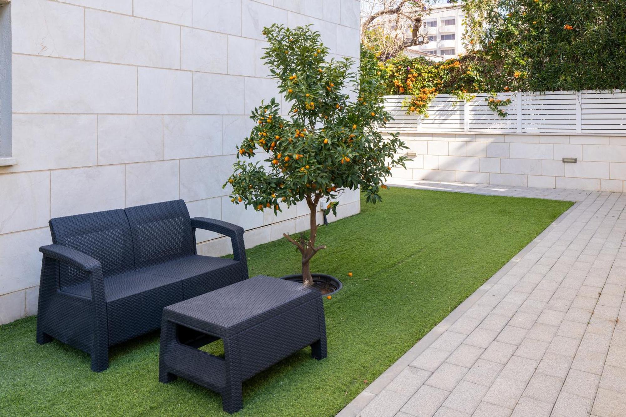 Balfour Sea View City Center Naharija Exterior foto