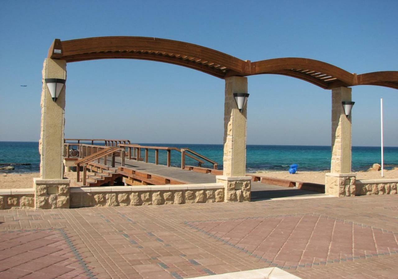 Balfour Sea View City Center Naharija Exterior foto